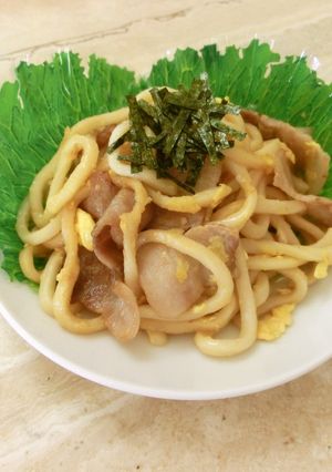 にんにく醤油で焼きうどん♪-レシピのメイン写真
