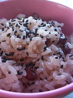 蒸しに負けません!炊飯器でお赤飯だワン-レシピのメイン写真