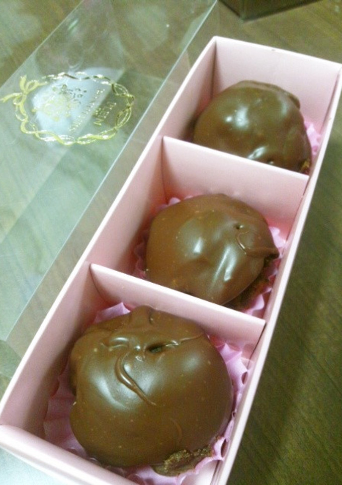 バレンタイン♡簡単いちごの丸ごとトリュフ-レシピのメイン写真