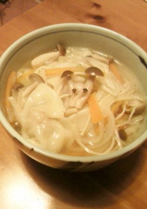 美味！餃子であったかにゅうめん！！-レシピのメイン写真