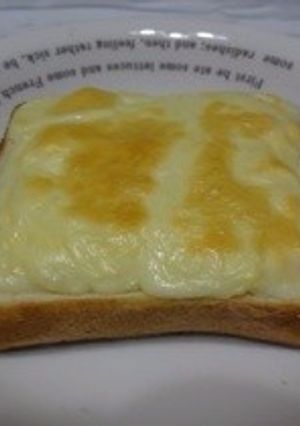 朝食おすすめ！簡単タマゴのピザトースト-レシピのメイン写真