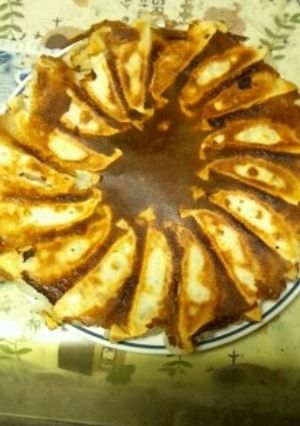 ２月１０日晩飯　【羽根つき餃子】-レシピのメイン写真