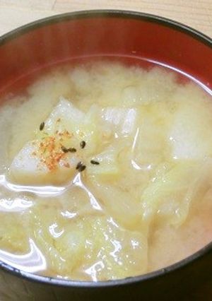 白菜と長芋のホクホク味噌汁-レシピのメイン写真