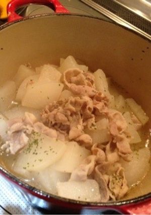 大根と豚肉のコンソメバター煮-レシピのメイン写真