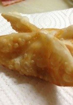 餃子の皮でチーズとベーコンのパリパリ揚げ-レシピのメイン写真