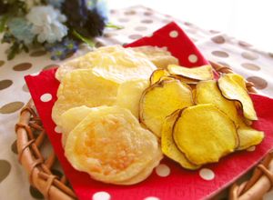 レンジで簡単♡揚げないポテトチップス-レシピのメイン写真