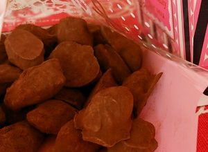簡単！レンジだけ！アーモンドチョコ-レシピのメイン写真