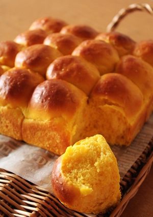 ほんのり甘いかぼちゃのちぎりパン♪-レシピのメイン写真