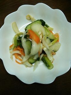 セロリが丸ごと食べれる簡単マリネ-レシピのメイン写真