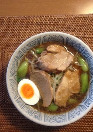 二日楽しめる煮豚とチャーシュー麺-レシピのメイン写真