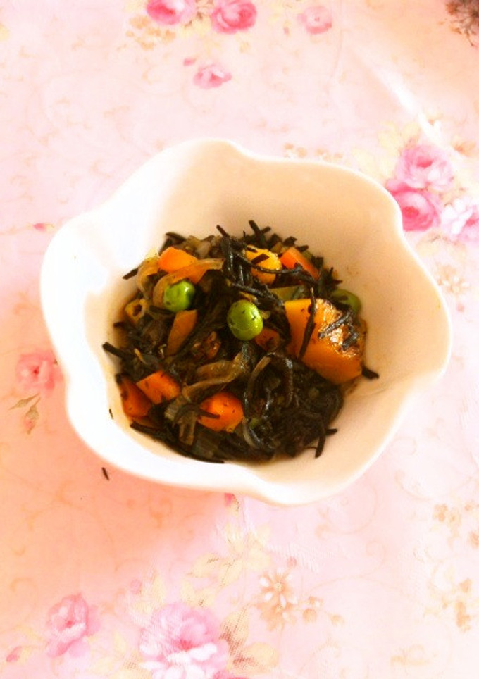 かぼちゃとひじきの煮物♪-レシピのメイン写真