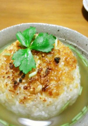 だし焼おにぎり☆お茶漬☆冷凍ご飯☆朝食に-レシピのメイン写真