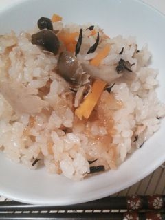 ◇ツナの炊き込み御飯◇-レシピのメイン写真