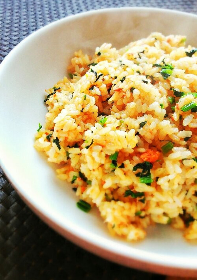 簡単♡鮭フレークとほうれん草の炒飯-レシピのメイン写真