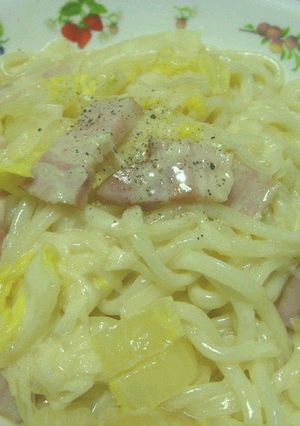 白菜とベーコンのクリームうどん-レシピのメイン写真
