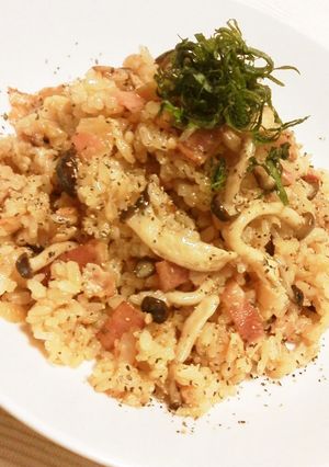 玉ねぎベーコンしめじ大葉の簡単和風ピラフ-レシピのメイン写真