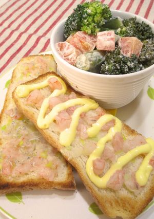 えびがプリプリ♪朝食･おつまみ和トースト-レシピのメイン写真