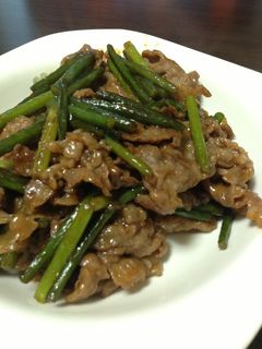 一番簡単!牛肉とにんにくの芽炒め-レシピのメイン写真