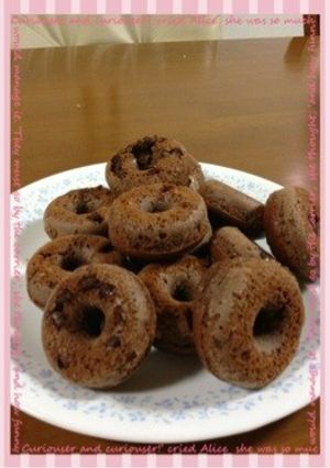 HM使用☆ノンオイルココア焼きドーナツ-レシピのメイン写真