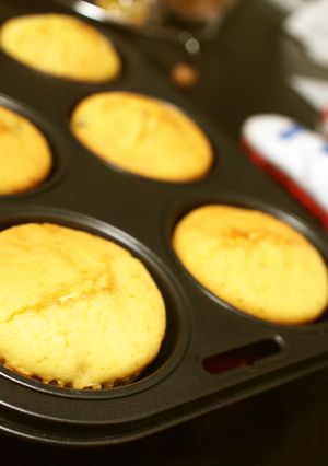 サワークリームとレーズンのマフィン-レシピのメイン写真