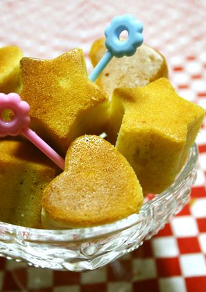 ヨーグルトとクランベリーの焼きドーナツ♡-レシピのメイン写真