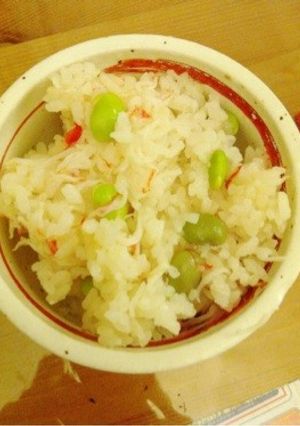 蟹かま枝豆炊き込みご飯♬ひな祭りにも！-レシピのメイン写真