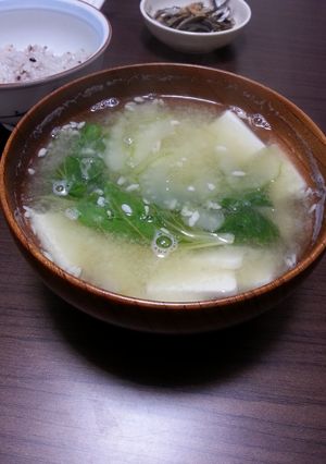 さくさくっ♪セロリの味噌汁-レシピのメイン写真