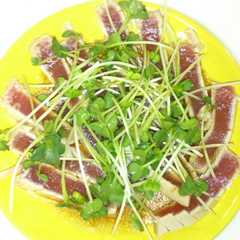 รูปของ マグロ刺し身のあぶりやき