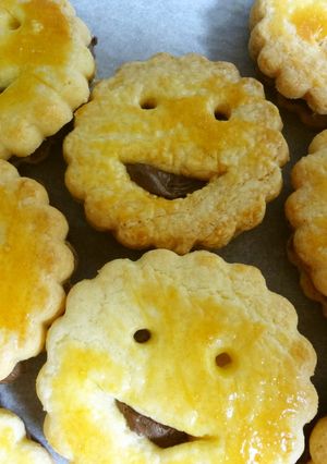 チョコサンドスマイルクッキー-レシピのメイン写真