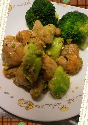 調味料2つだけ!アボカド塩麹チキン-レシピのメイン写真