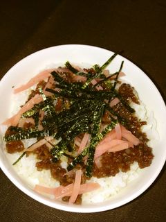 焼き肉のタレで肉そぼろ丼~!!-レシピのメイン写真