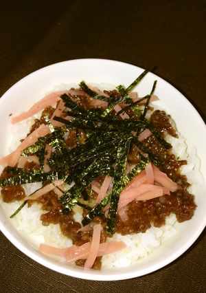焼き肉のタレで肉そぼろ丼～!!-レシピのメイン写真