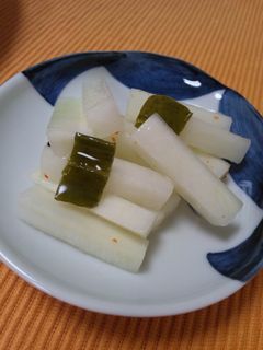 大根の酢漬け**パリパリおいしい♪-レシピのメイン写真