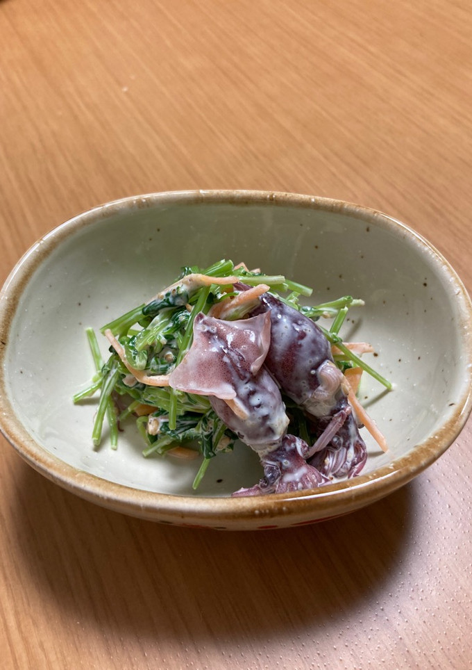 豆苗とホタルイカのごまマヨネーズ和え-レシピのメイン写真