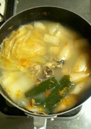 ２月１５日晩飯　【チゲ味噌風カキなべ】-レシピのメイン写真