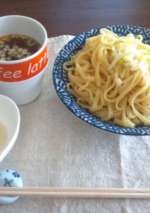 うどんが中華麺に変身！さっぱり海老つけ麺-レシピのメイン写真