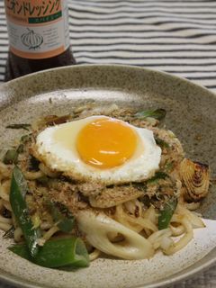 ドレッシングで焼きうどん-レシピのメイン写真