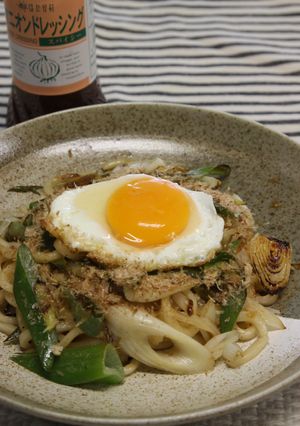 ドレッシングで焼きうどん-レシピのメイン写真