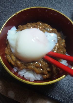 納豆ごはん〜温玉のせ〜-レシピのメイン写真