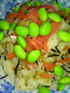 残ったひじき煮付けで美味しい♪混ぜごはん-レシピのメイン写真