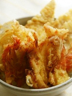 カニカマと春野菜の天丼-レシピのメイン写真