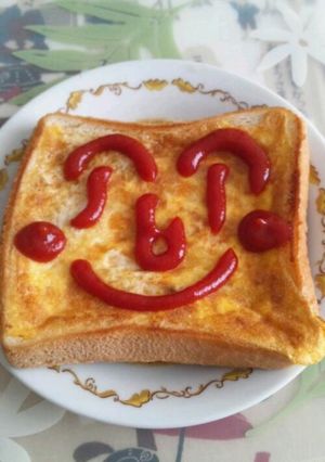 朝食に♪エッグウィンドウ♪-レシピのメイン写真