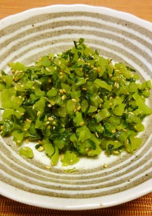 ごはんのおともに♪白だしde大根葉炒め-レシピのメイン写真