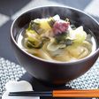 チューブのねり梅で簡単!梅わかめうどん