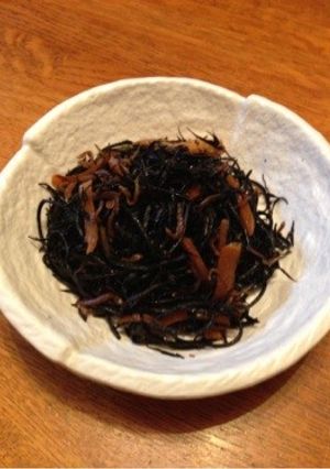 究極ストウブの鍋で作る簡単ヒジキの煮物-レシピのメイン写真