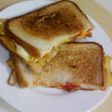 朝食やランチに☆簡単!5分でホットサンド