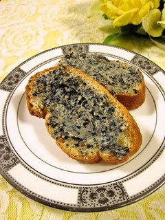 酒かすと黒ごまのミルキートースト-レシピのメイン写真