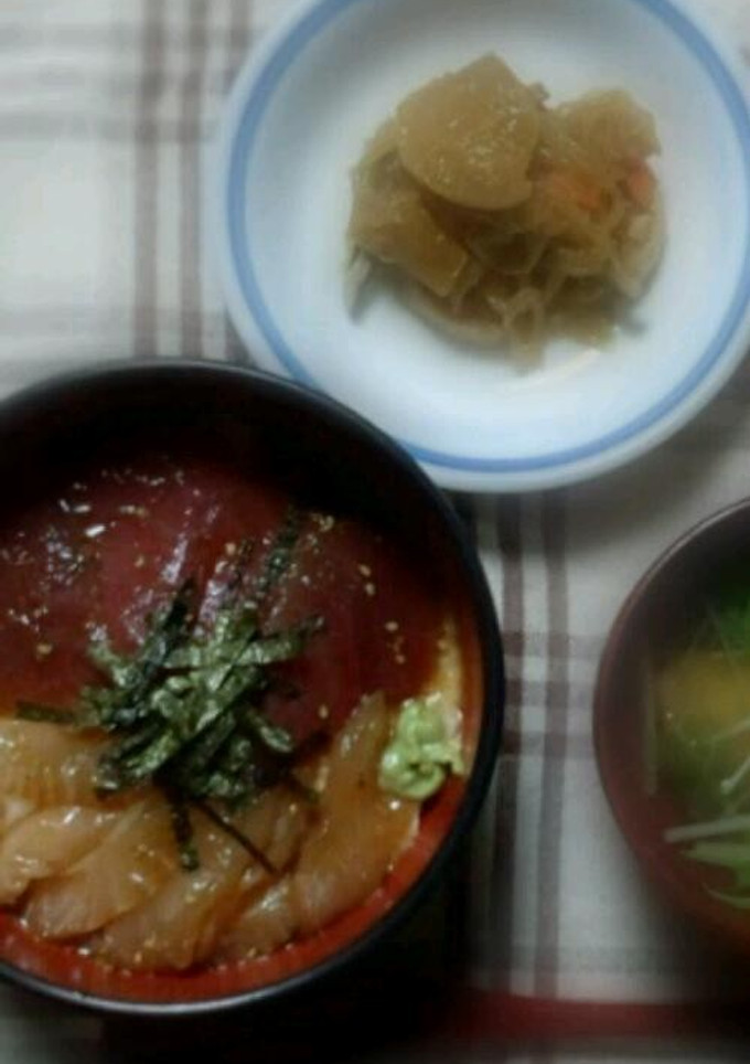 マグロとカレイの漬けとろろ丼-レシピのメイン写真