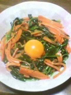 「黄身入り」にんじん、ほうれん草の炒め物-レシピのメイン写真