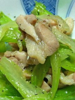シンプル!鶏とセロリの炒め物-レシピのメイン写真